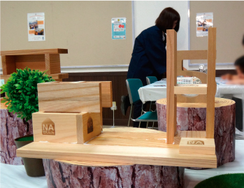 クワガタ親子のペンスタンド